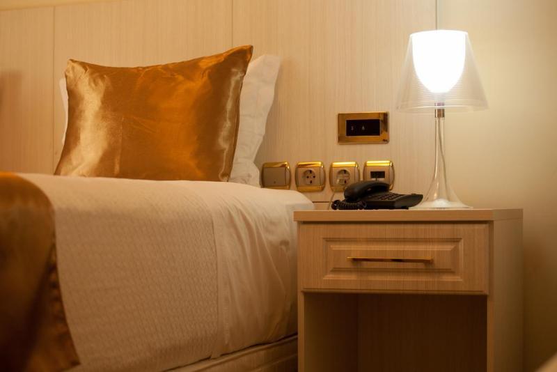 Hotel Florenca Luanda Esterno foto