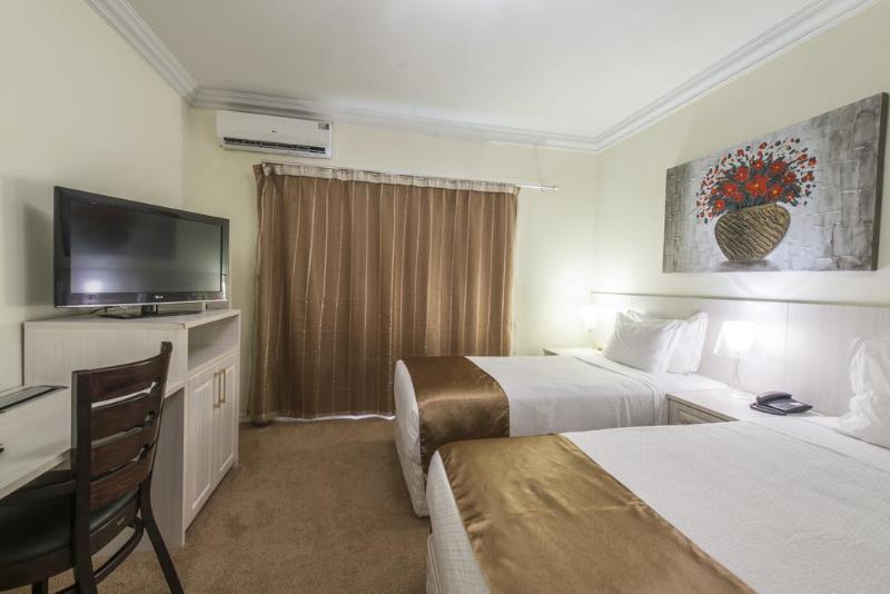 Hotel Florenca Luanda Esterno foto
